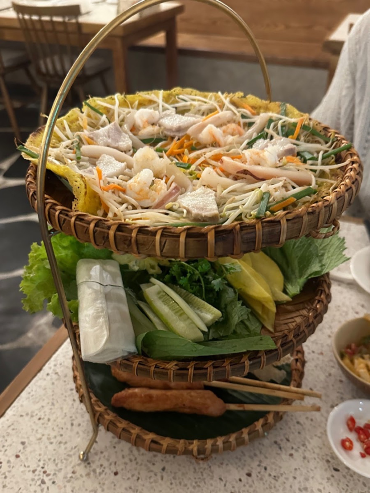 Mâm cuốn rau tươi